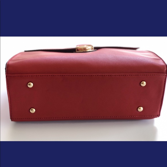 ‘Impulse’ Red Fold Over Handbag Purse - Picture 4 of 8